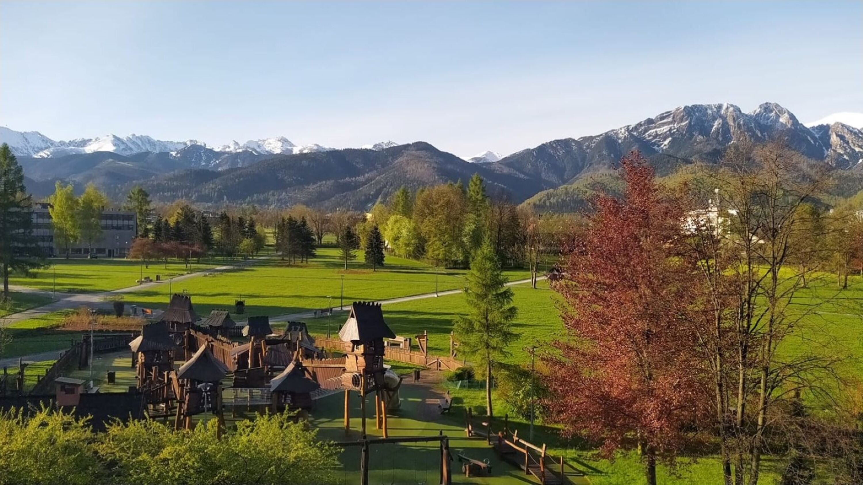 children’s play area – outdoor