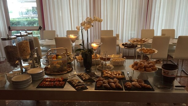 Food court - Storyville Hotel (Montignoso)