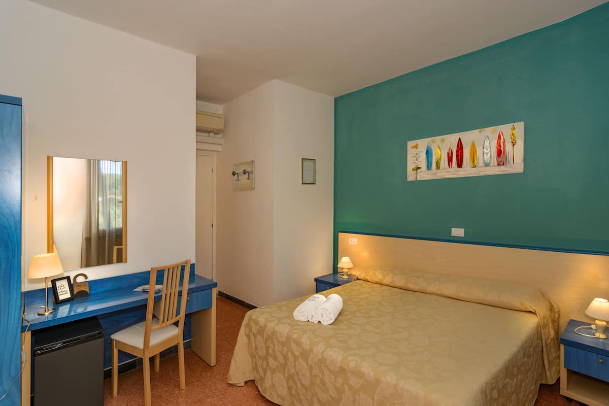 Dreibettzimmer | Kostenloses WLAN, Bettwäsche