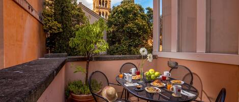 Family Room, 1 Bedroom, Terrace | Balcony view