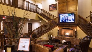 Interior - Wildcatter Ranch & Resort (Graham)