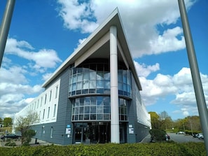 Exterior - London Luton Vale Hotel (Luton)