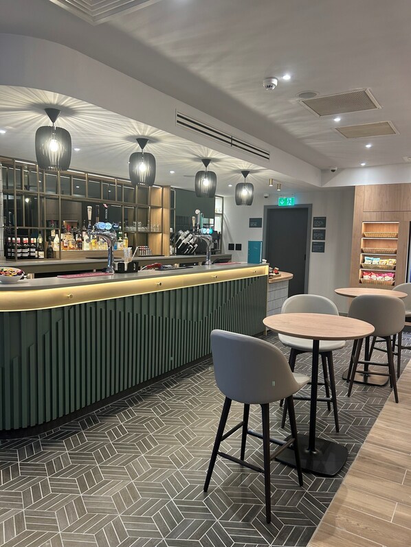 Bar (on property) - London Luton Vale Hotel (Luton)