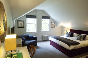Classic Room | Egyptian cotton sheets, premium bedding, minibar, in-room safe