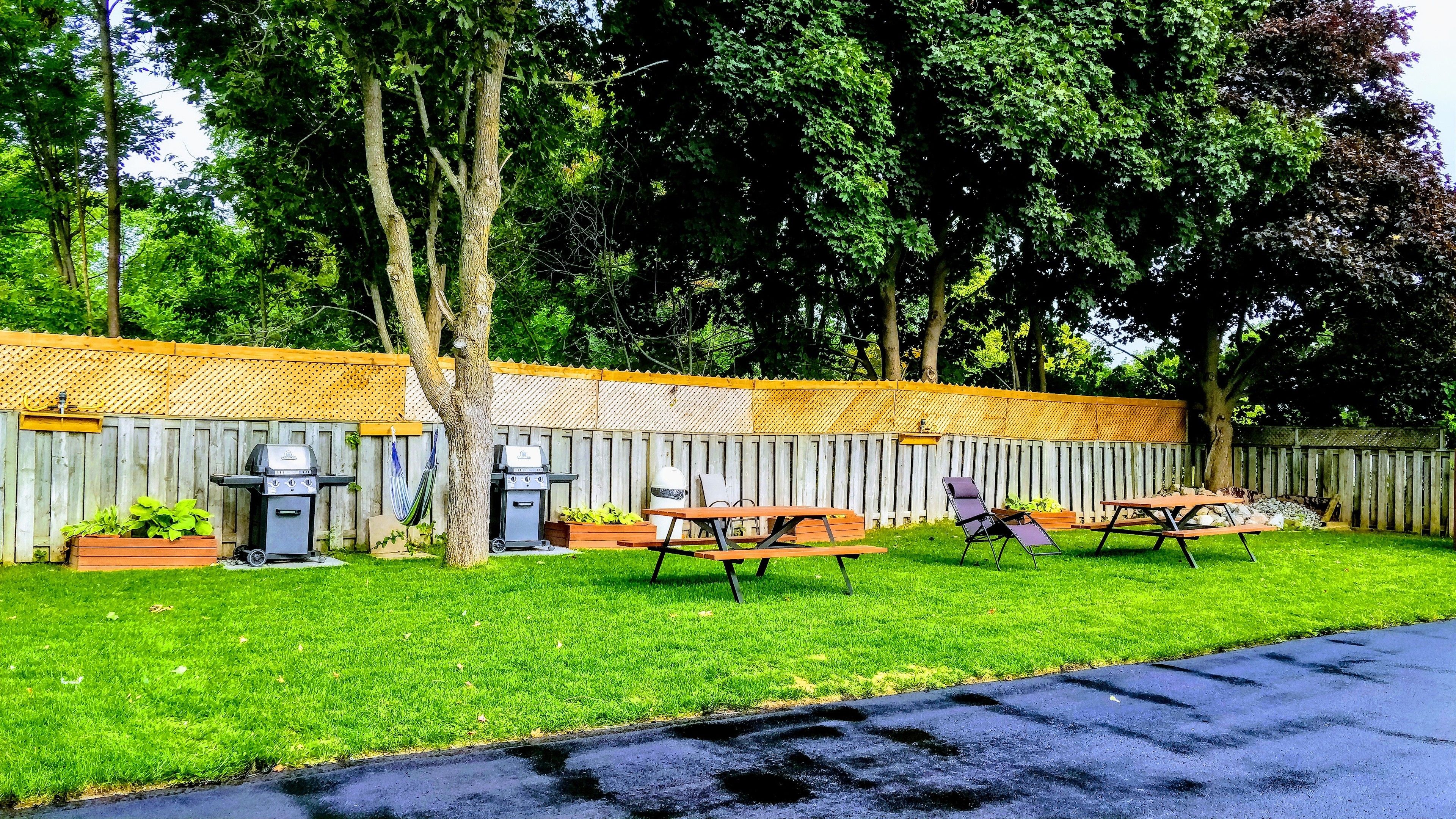 Área de parrillas y picnic