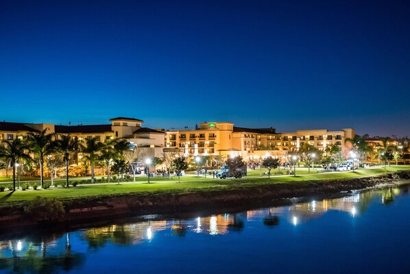 Exterior - Courtyard by Marriott San Diego Airport/Liberty Station (San Diego)