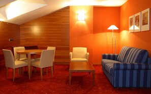Flat-screen TV - Hotel Silvota (Llanera)