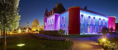 Fasade – kveld/natt