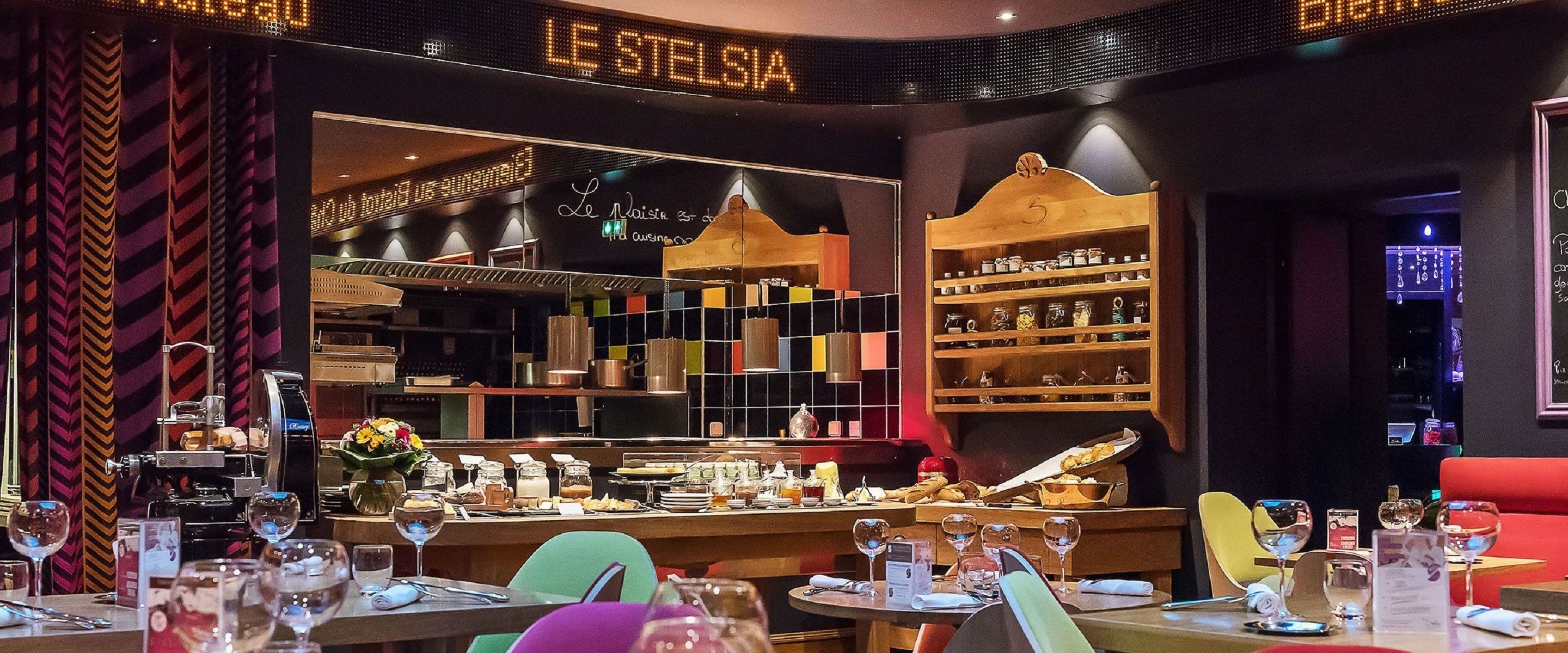 lunch and dinner served