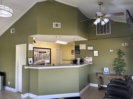 Check-in/check-out kiosk