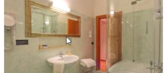 Recina Hotel