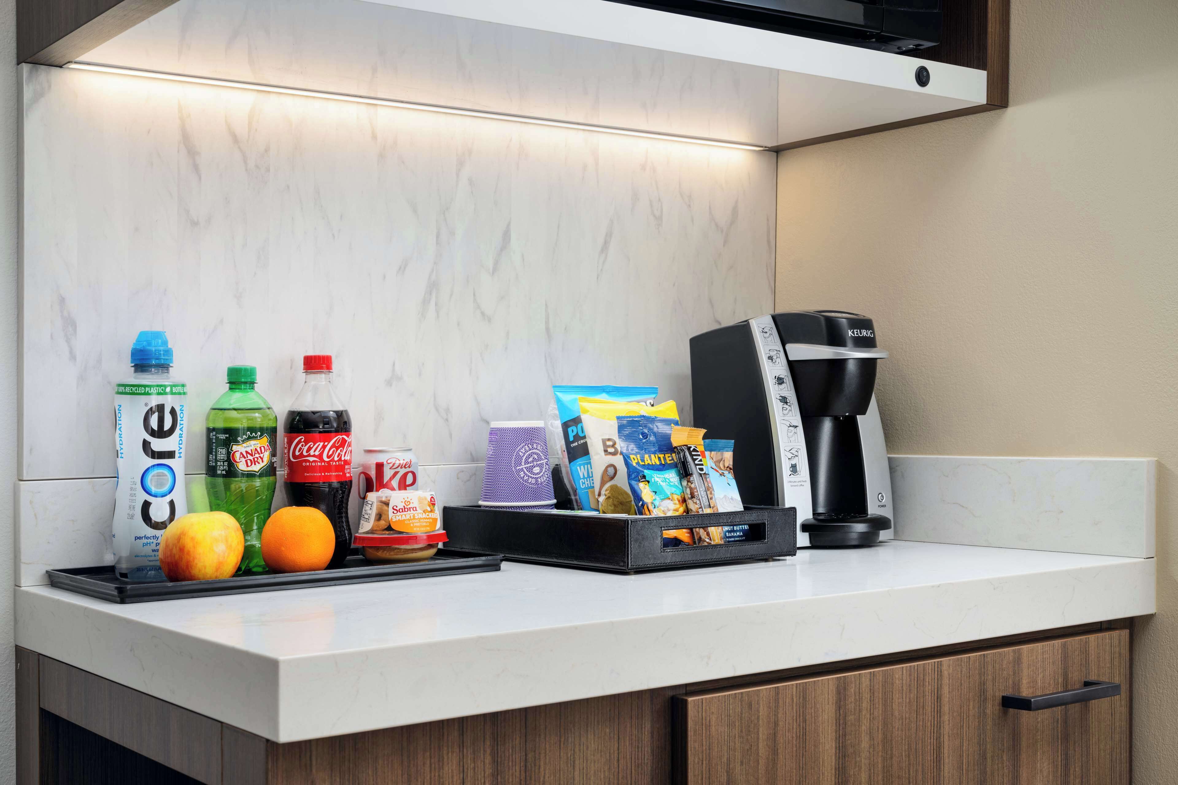 in-room safe, desk, laptop workspace, blackout curtains