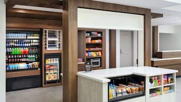 Snack bar