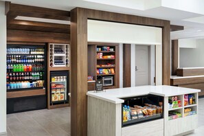 Snack-bar