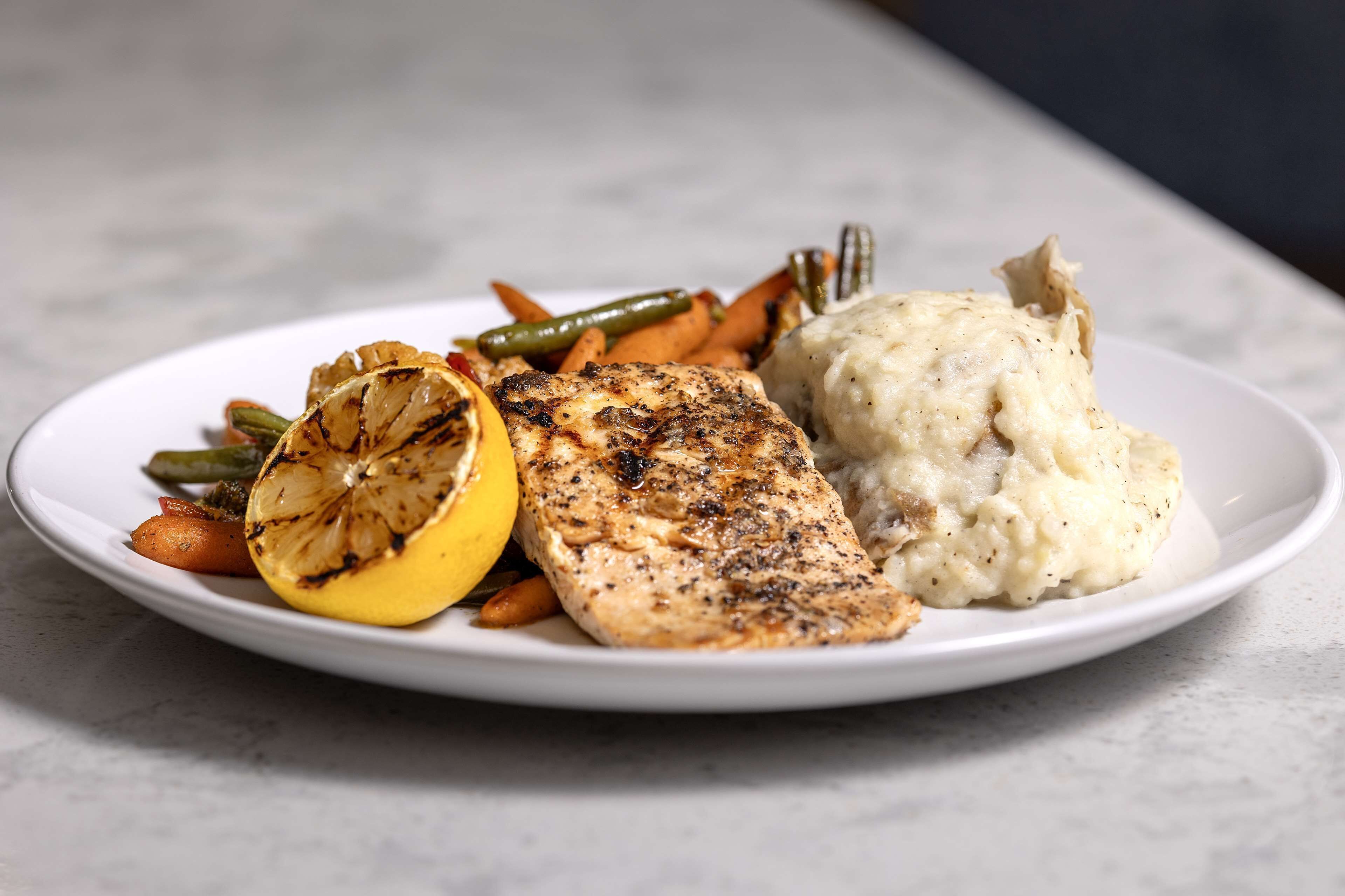 breakfast, lunch, dinner served; american cuisine