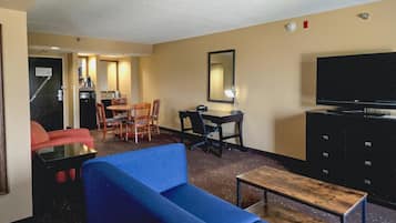 Standard Studio, 1 King Bed, Non Smoking