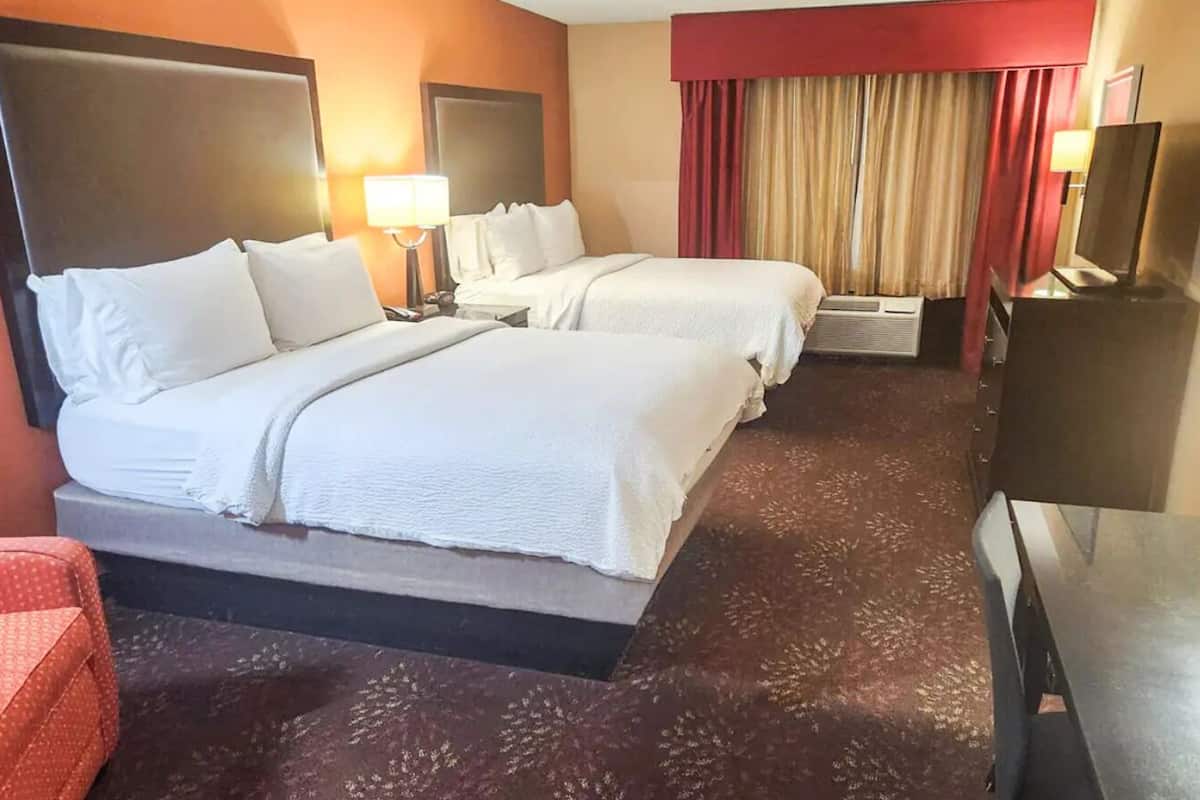 In-room safe, desk, laptop workspace, blackout drapes