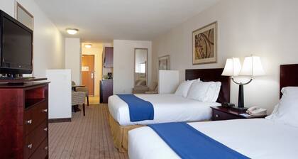 Holiday Inn Express & Suites Buffalo by IHG
