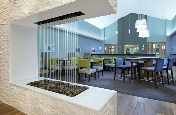 Reception - Homewood Suites by Hilton Miami Airport West (Miami)