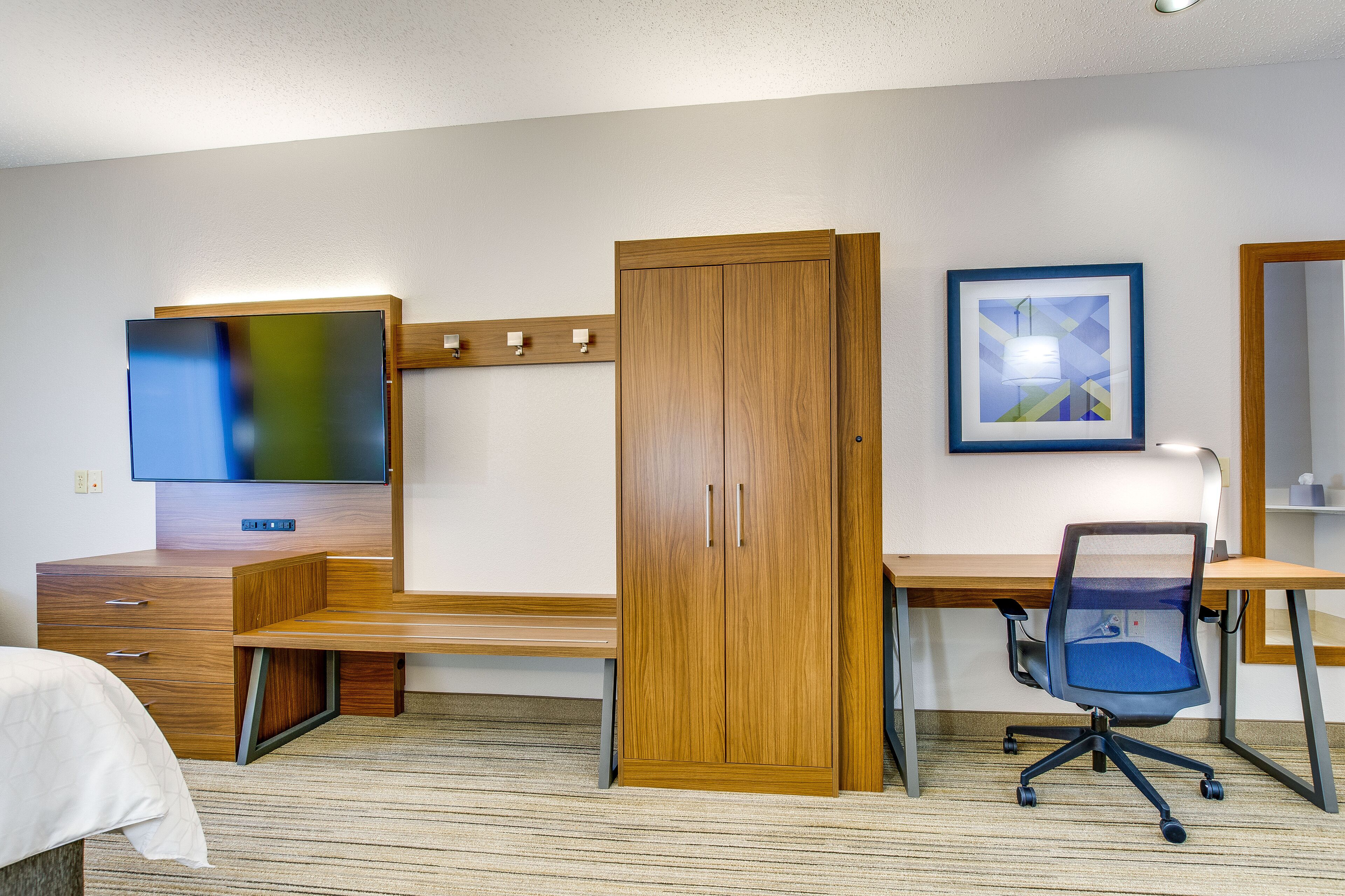 1 bedroom, in-room safe, desk, laptop workspace