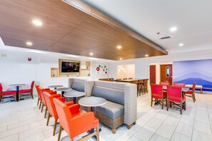 Restaurant - Holiday Inn Express Vincennes by IHG (Vincennes)