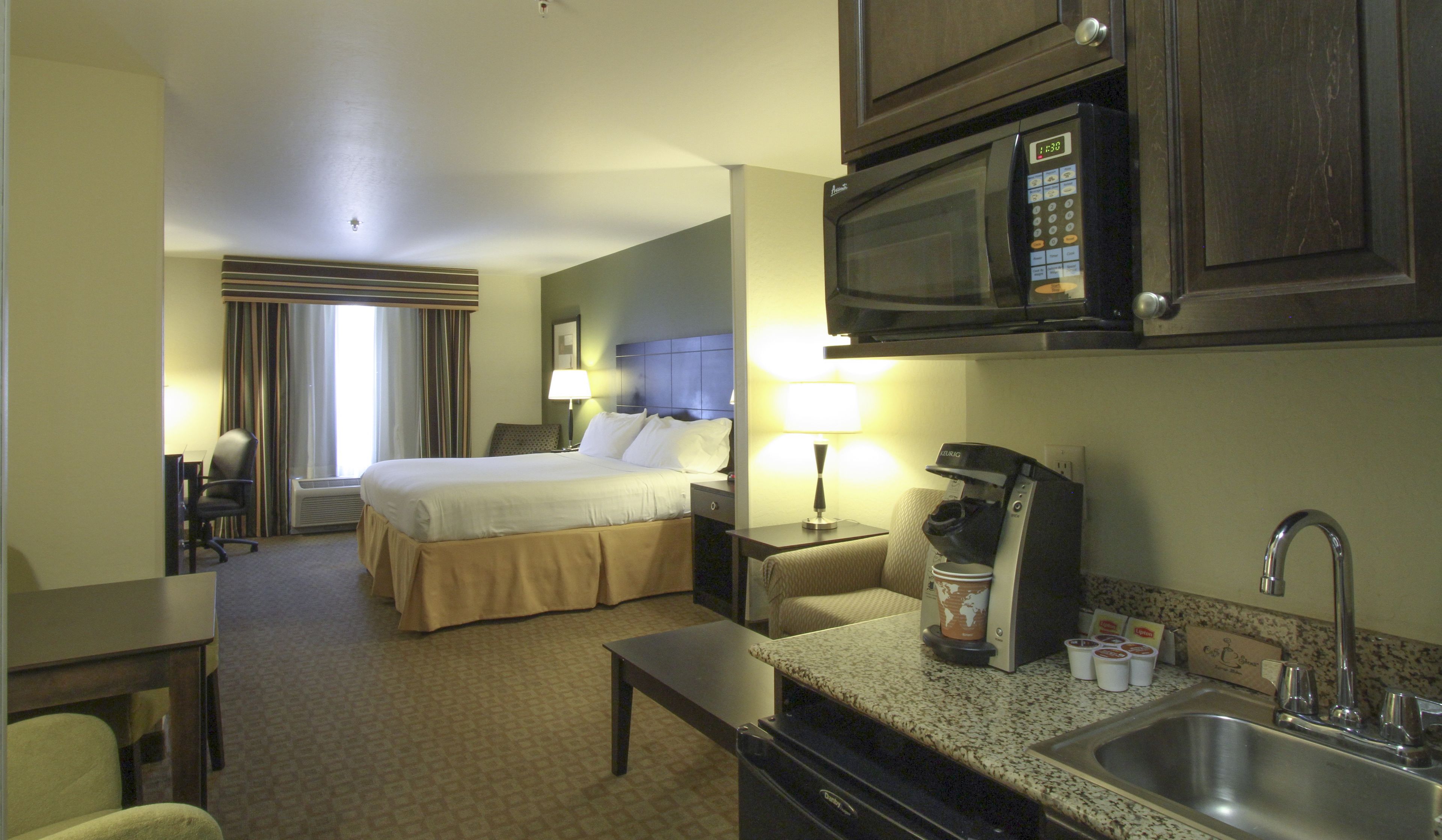 in-room safe, desk, soundproofing, iron/ironing board