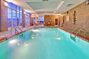 Una piscina techada