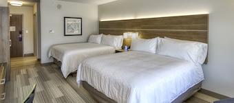 Holiday Inn Express & Suites Lincoln Airport by IHG