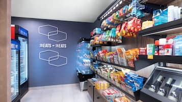 Snack-bar