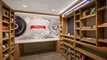 Snack bar