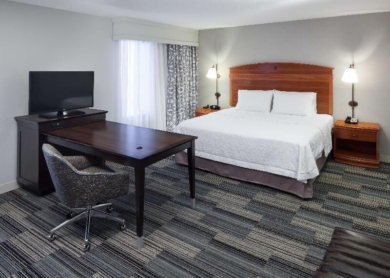 Premium bedding, in-room safe, blackout drapes, iron/ironing board