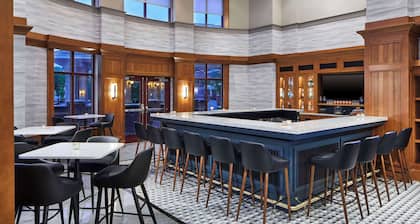 Hampton Inn & Suites Saratoga Springs Downtown