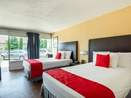 Room, 2 Double Beds | Desk, iron/ironing board, free WiFi