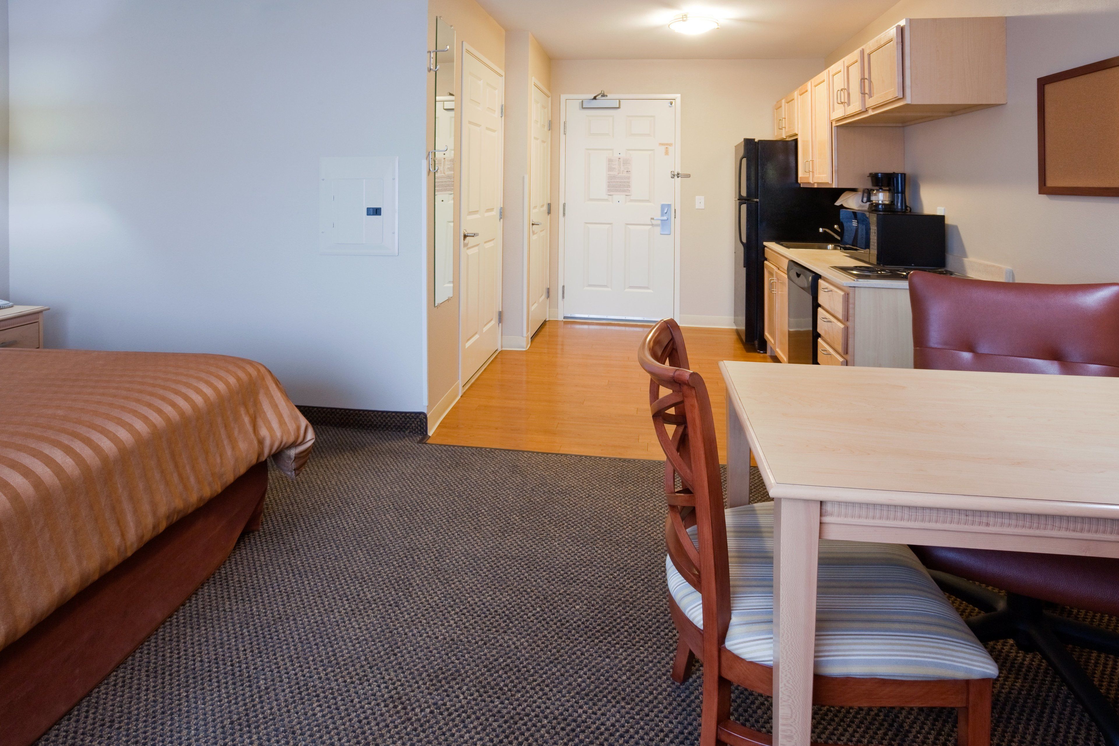 suite, 1 bedroom, accessible (wheelchair) | 1 bedroom, in-room safe, desk, iron/ironing board
