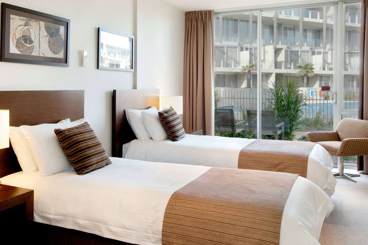 1 bedroom, in-room safe, individually decorated, individually furnished