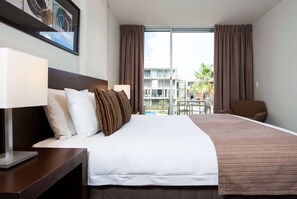 Zimmersafe, individuell dekoriert, individuell eingerichtet