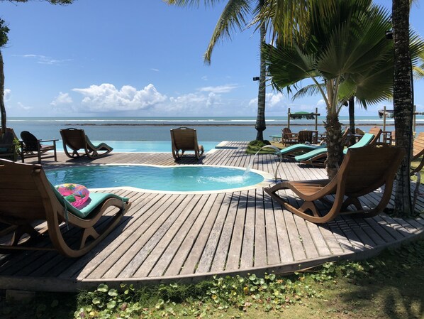 Outdoor pool, pool loungers