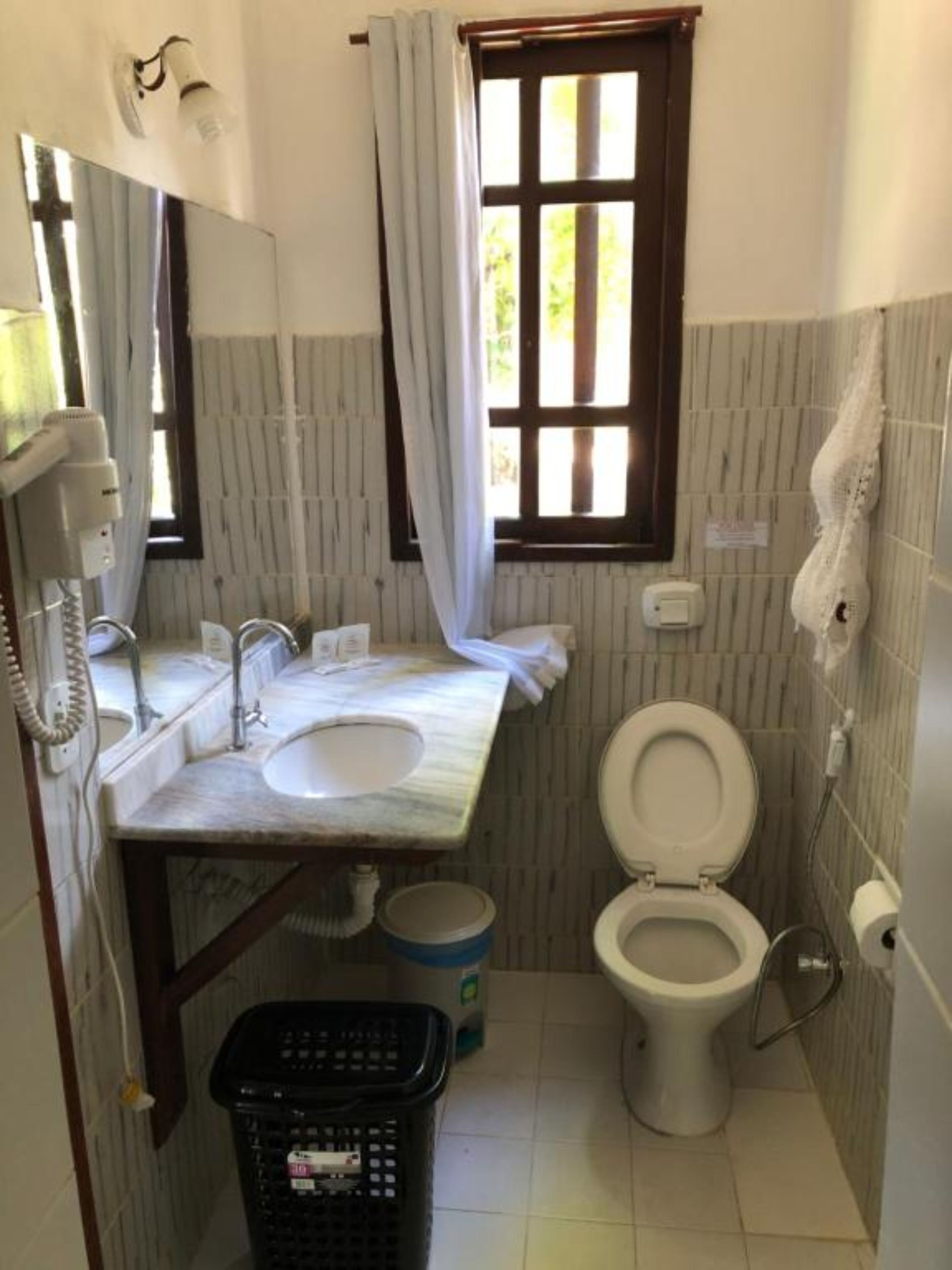 classic room, sea view (qdp) | bathroom | free toiletries, hair dryer, towels