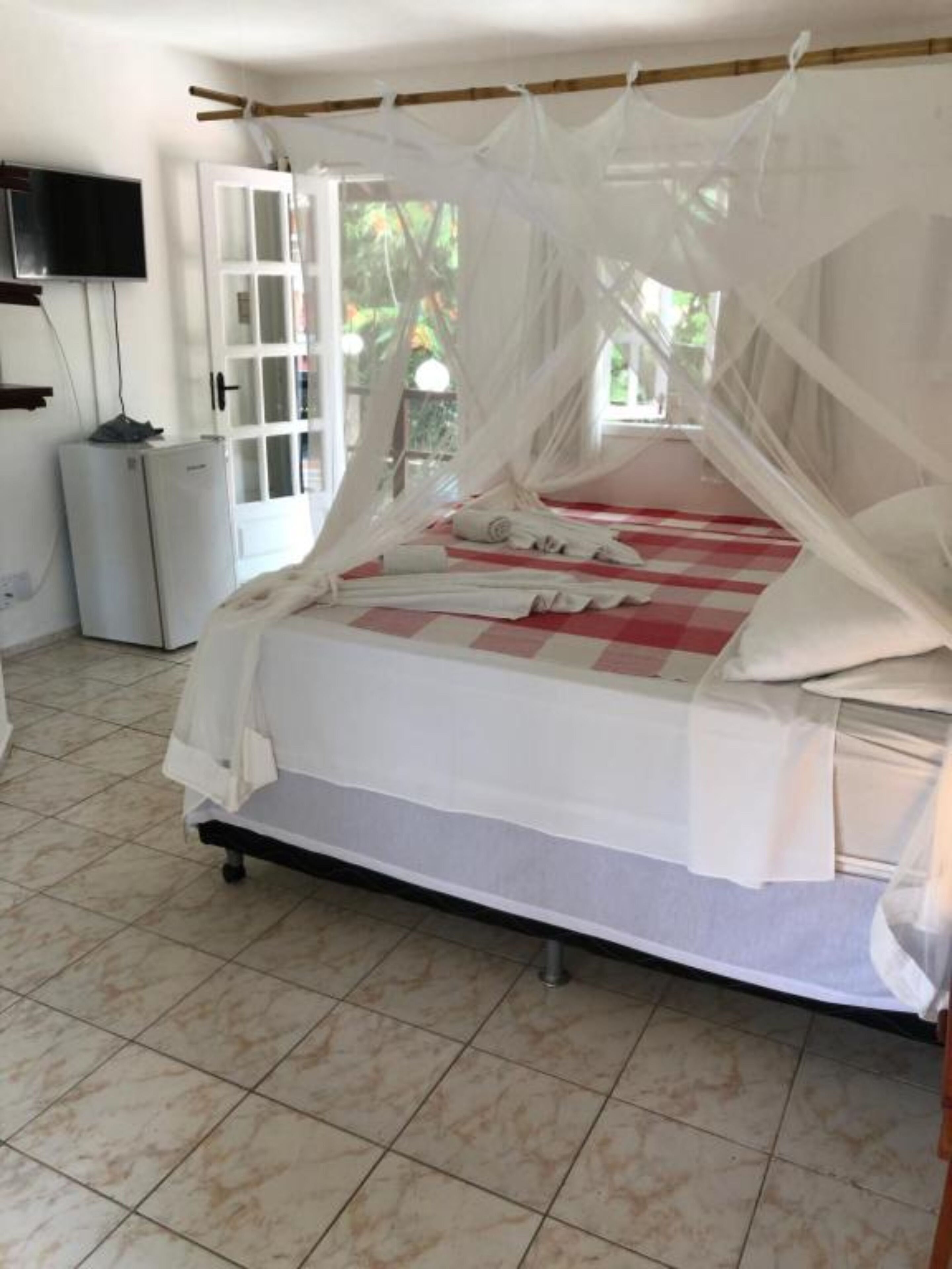 classic room | 1 bedroom, minibar, in-room safe, bed sheets