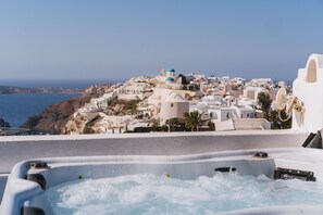 Superior Apartment with Terrace and outdoor Hot Tub | Terrace/patio