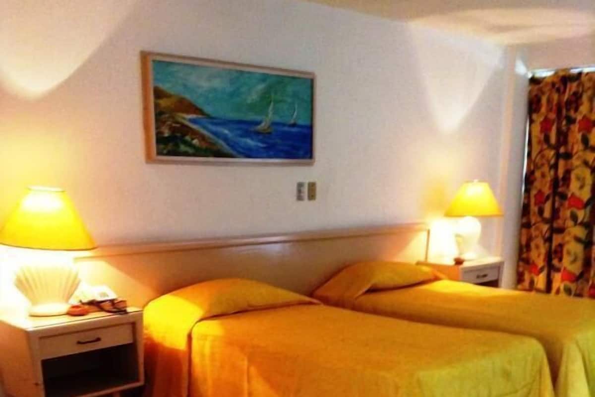 Caja de seguridad en la habitación, cunas gratuitas y camas extra
