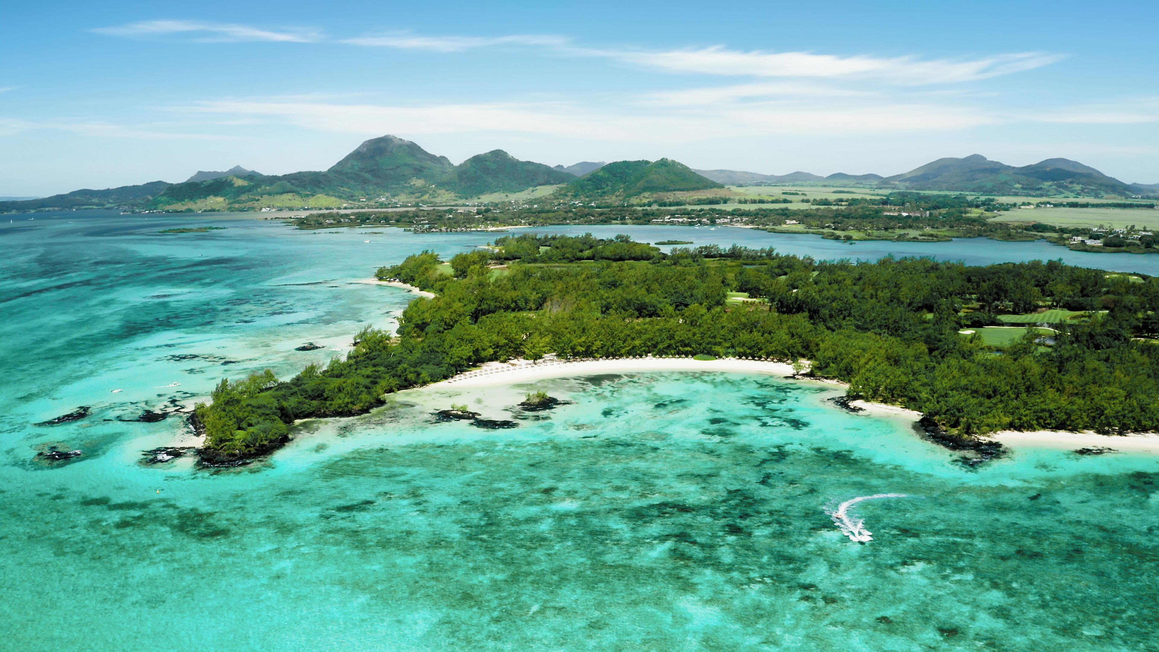 Photo - The Bay Club at Anahita