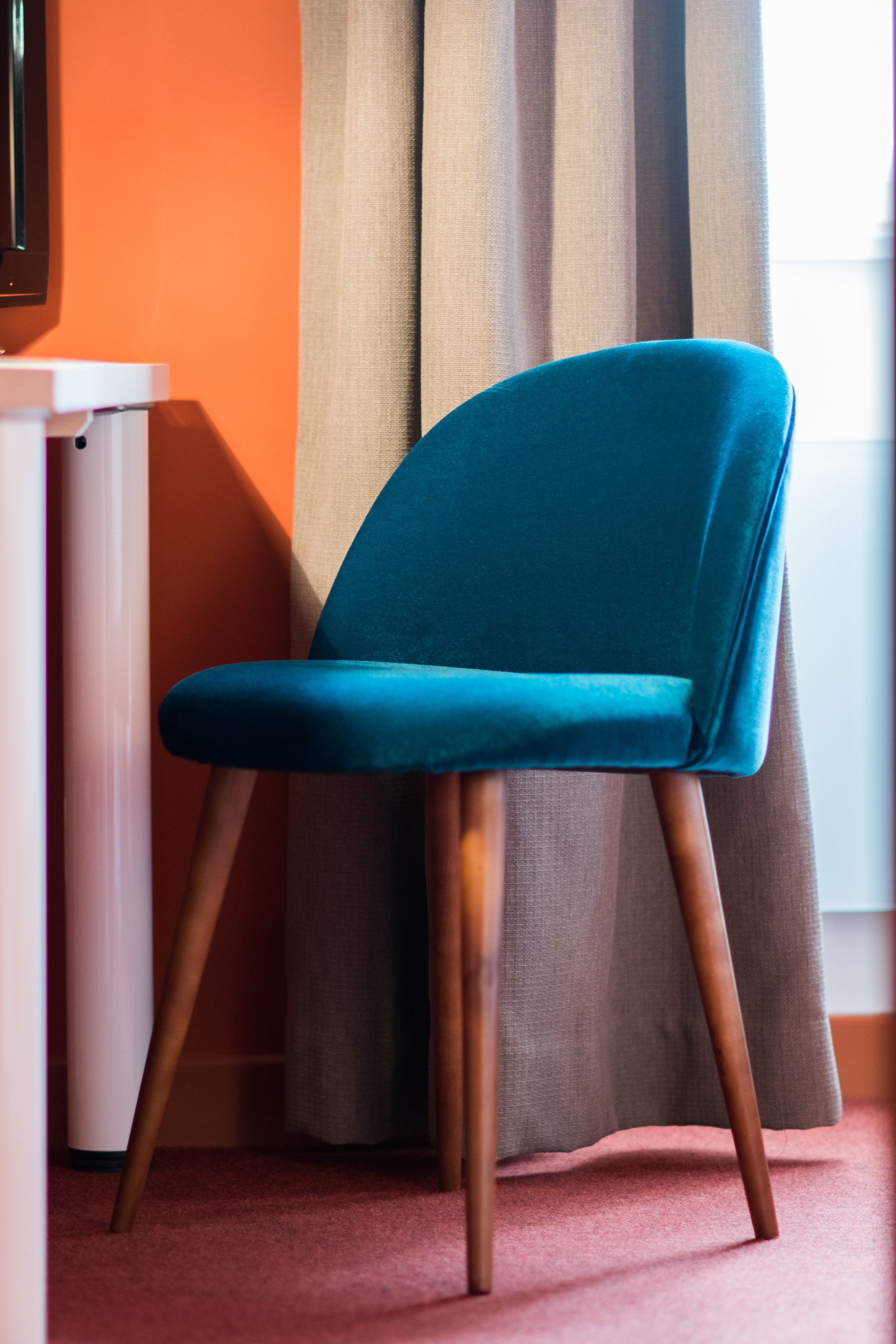 double room | premium bedding, individually decorated, individually furnished, desk