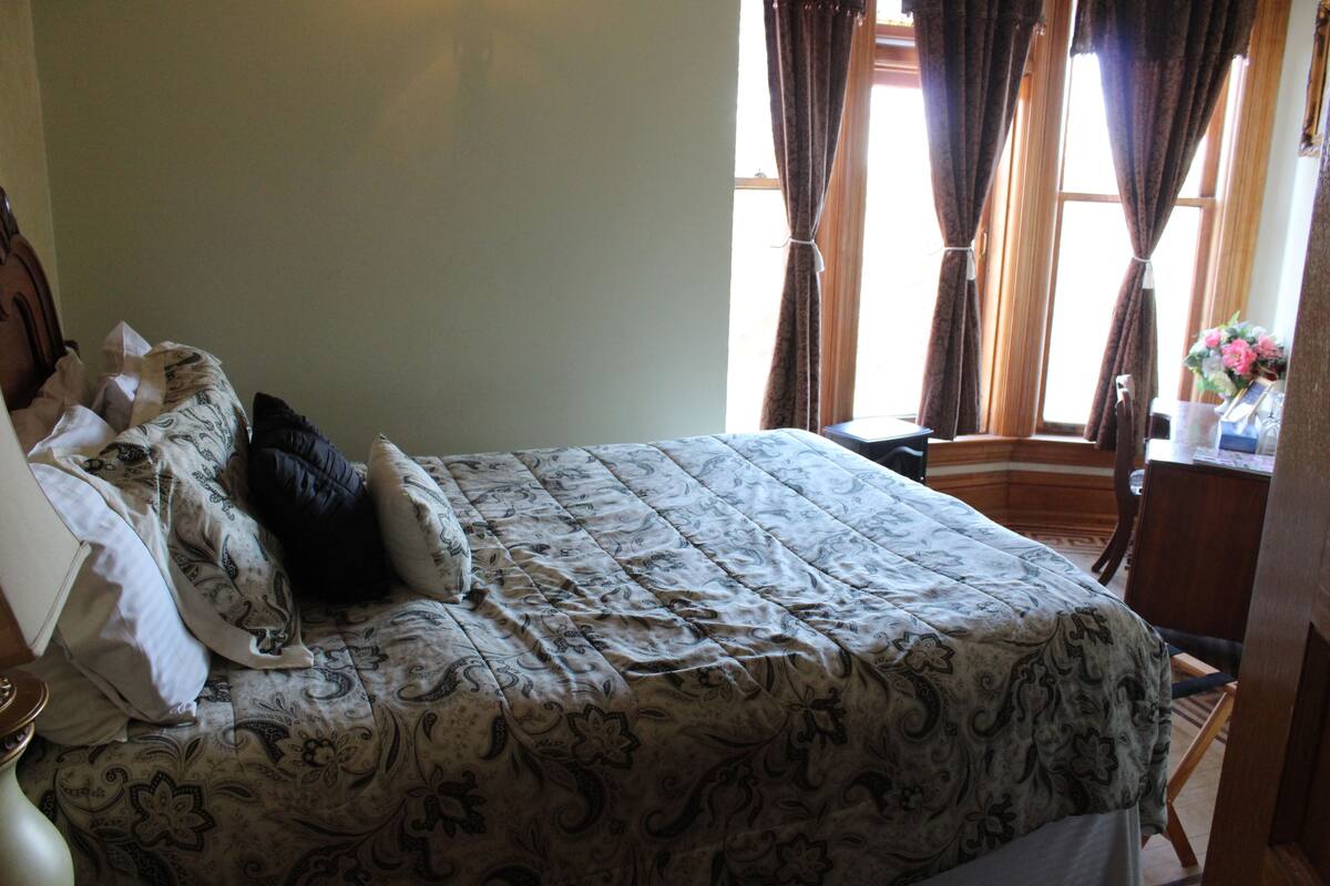 Luxury Room