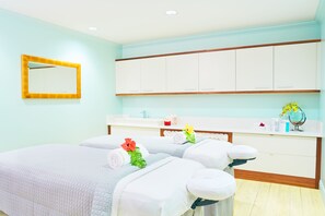 Body treatments, aromatherapy, hot stone massages, deep-tissue massages - Seven Stars Resort & Spa (Providenciales)