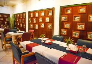 Restaurant - Grand Eastern Hotel (Labasa)