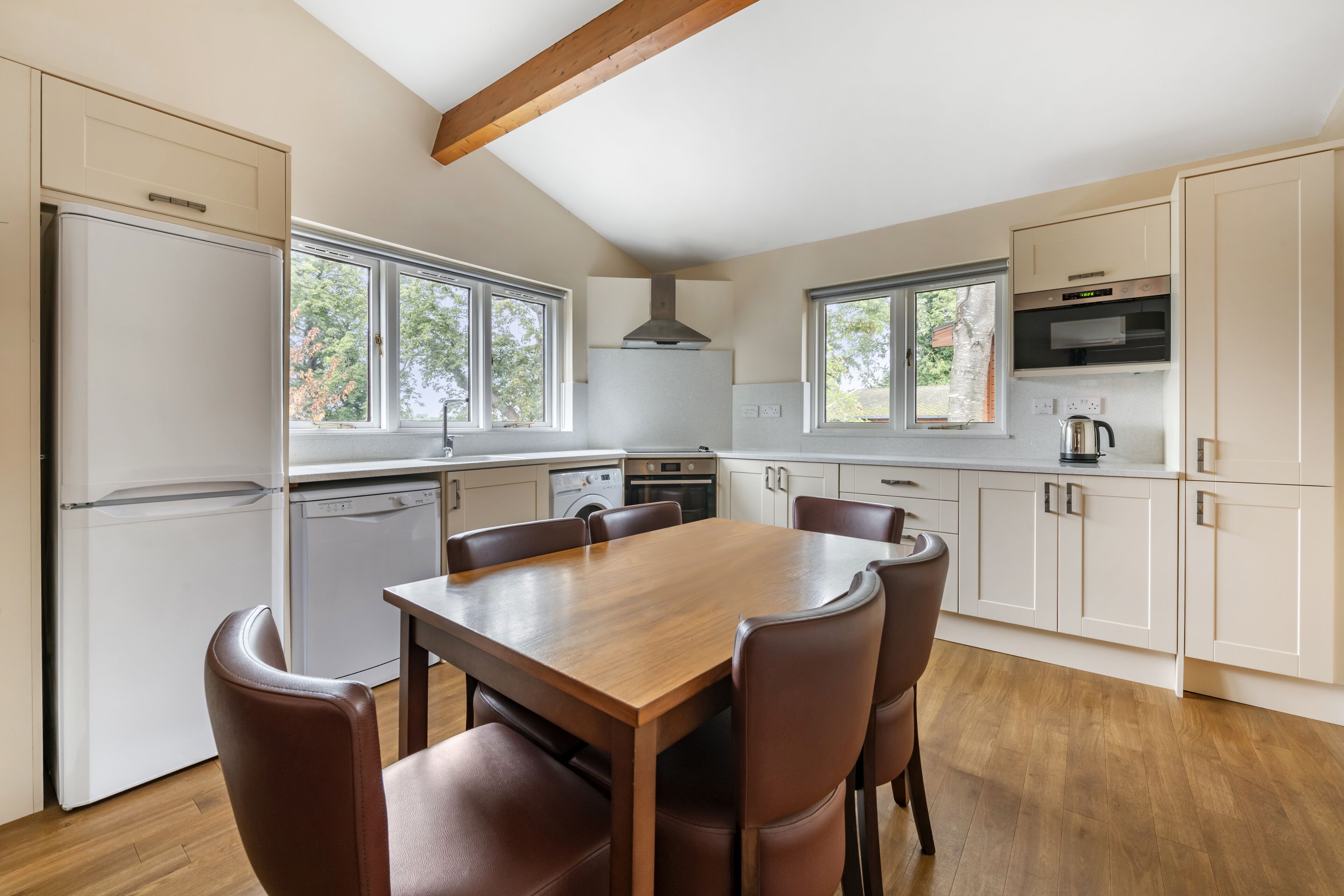 Apartment, 2 Bedrooms | Private kitchen