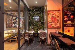 Breakfast, lunch and dinner served