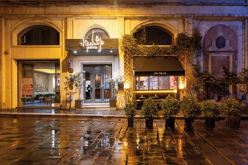 Pera Tulip Hotel & SPA