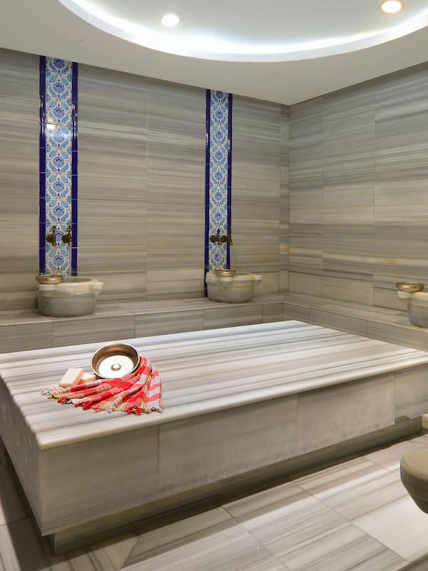 Scrub corpo, trattamenti per il viso, sale per trattamenti e massaggi